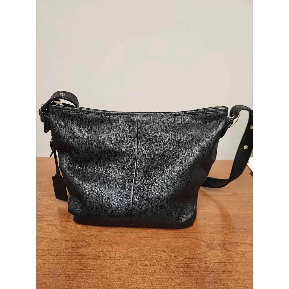 Coach Dufflette Pebble Leather Crossbody Bag Black 35775. See pictures for condi